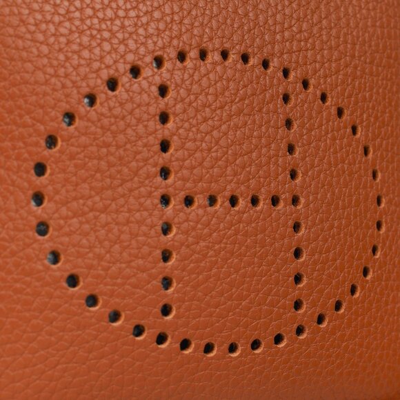 Hermes Evelyne 16 Amazone Taurillon Clemence Leather PHW Shoulder Bag - Picture 9 of 14